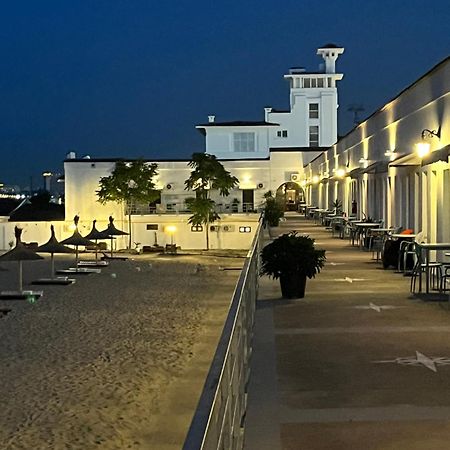Hostel Cazino Nord Rooms Mamaia Buitenkant foto