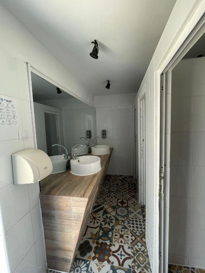 Hostel Cazino Nord Rooms Mamaia Buitenkant foto