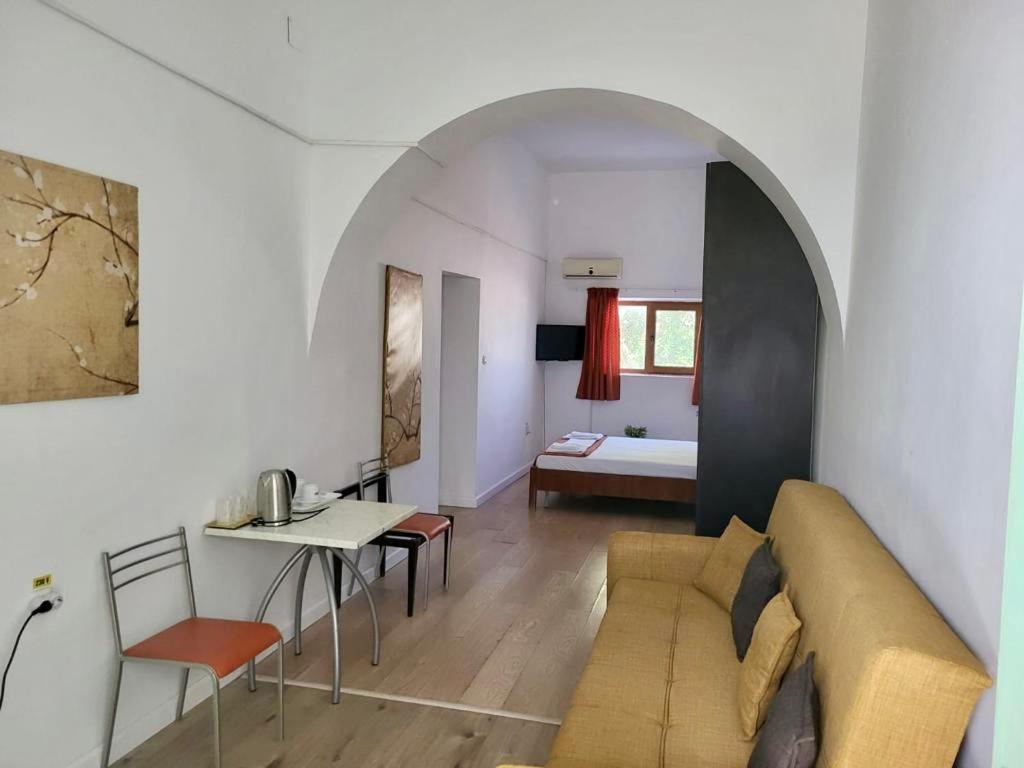 Hostel Cazino Nord Rooms Mamaia Buitenkant foto