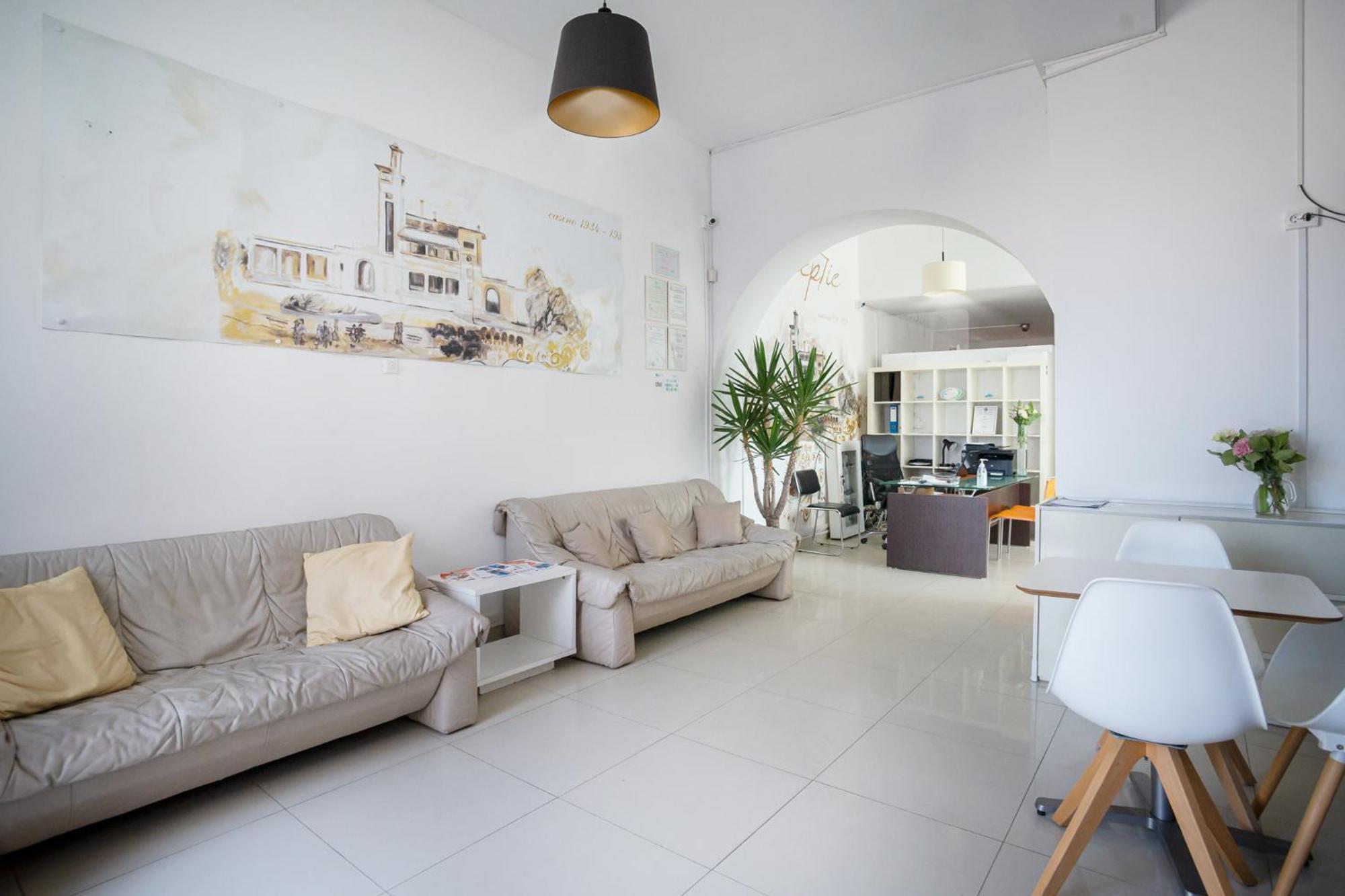 Hostel Cazino Nord Rooms Mamaia Buitenkant foto