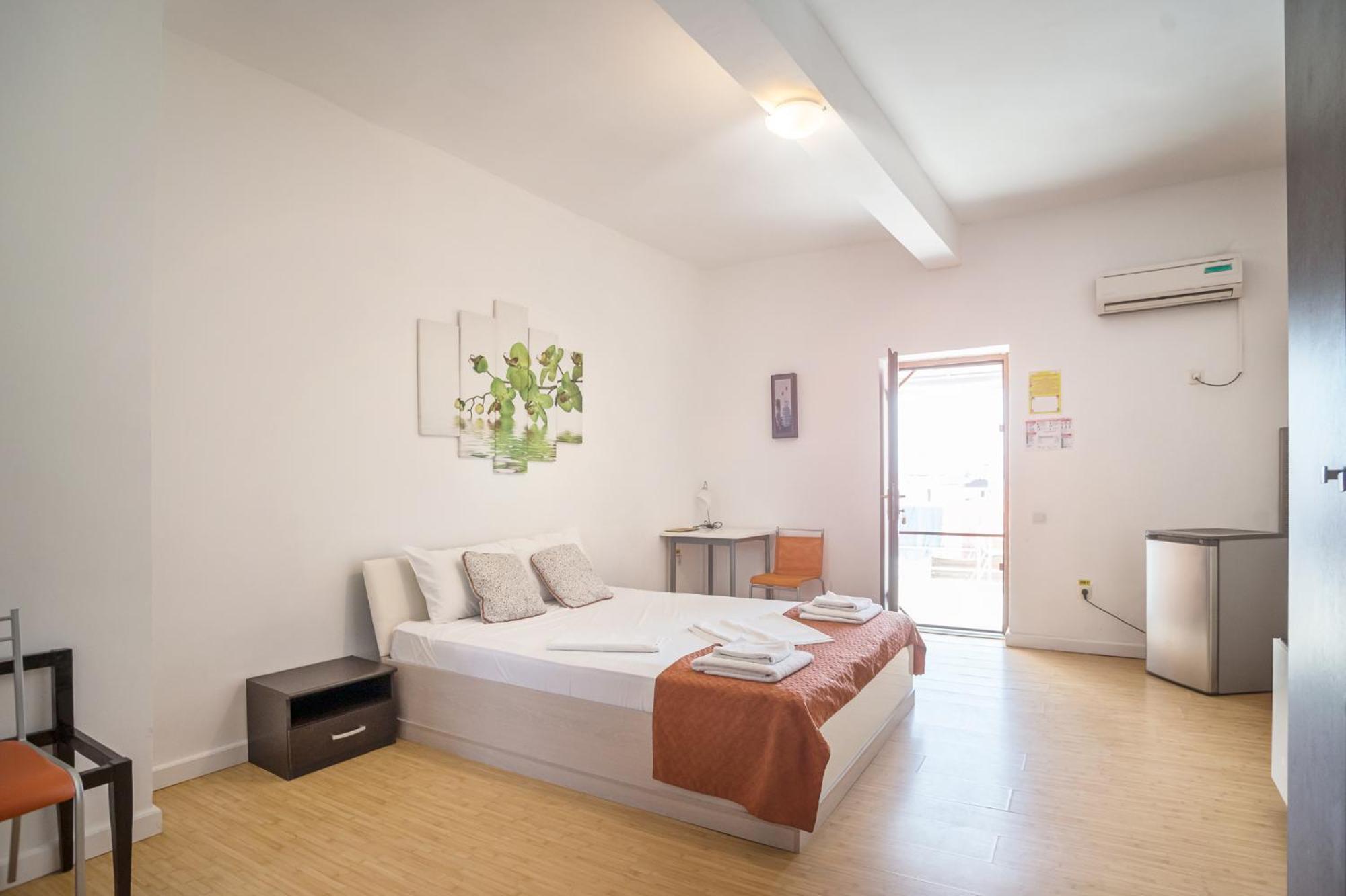 Hostel Cazino Nord Rooms Mamaia Buitenkant foto
