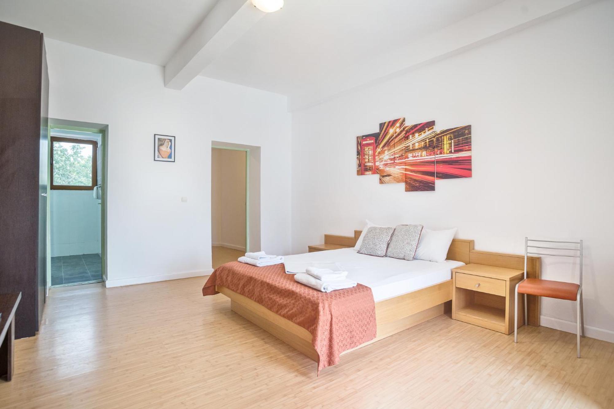 Hostel Cazino Nord Rooms Mamaia Buitenkant foto